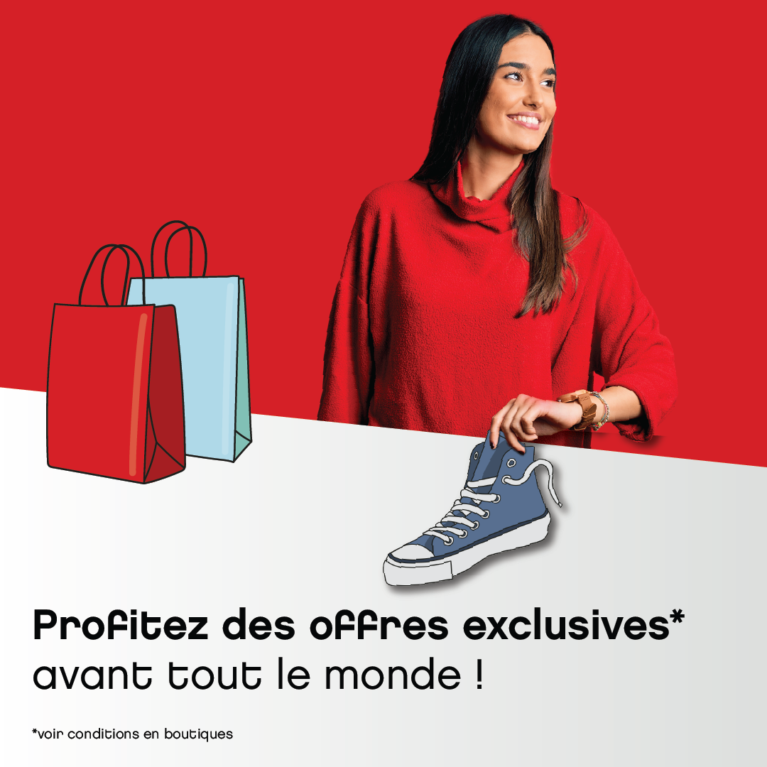 femme faisant les boutiques